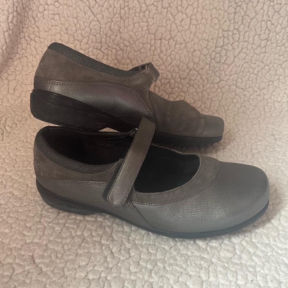 Abeo Gray Mary Jane’s with Comfort Strap - Leather Comfortable Clogs